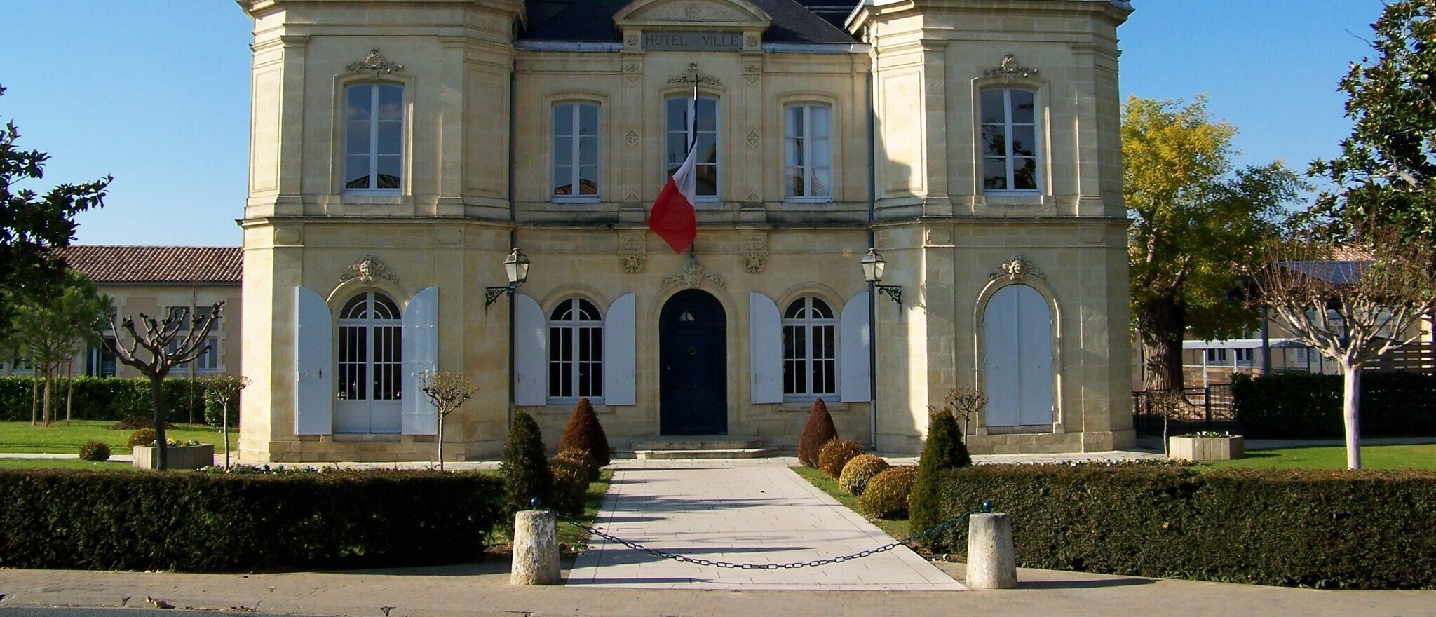 Mairie soleil size 2